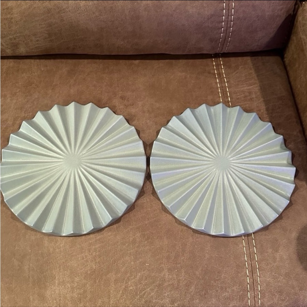 Our Place Pleat Trivets - Picture 2 of 8